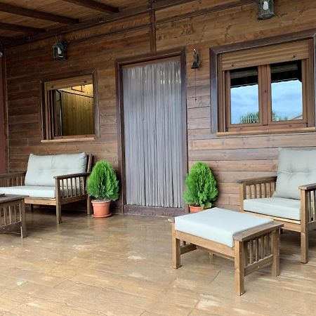 Casa Rural Alcala Cabana Del Herrero Alcala del Jucar Bagian luar foto