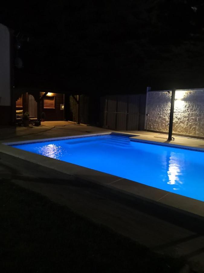 Casa Rural Alcala Cabana Del Herrero Alcala del Jucar Bagian luar foto