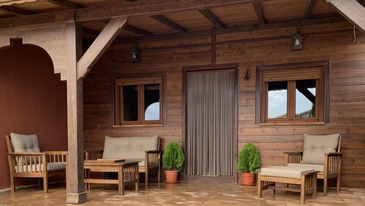 Casa Rural Alcala Cabana Del Herrero Alcala del Jucar Bagian luar foto