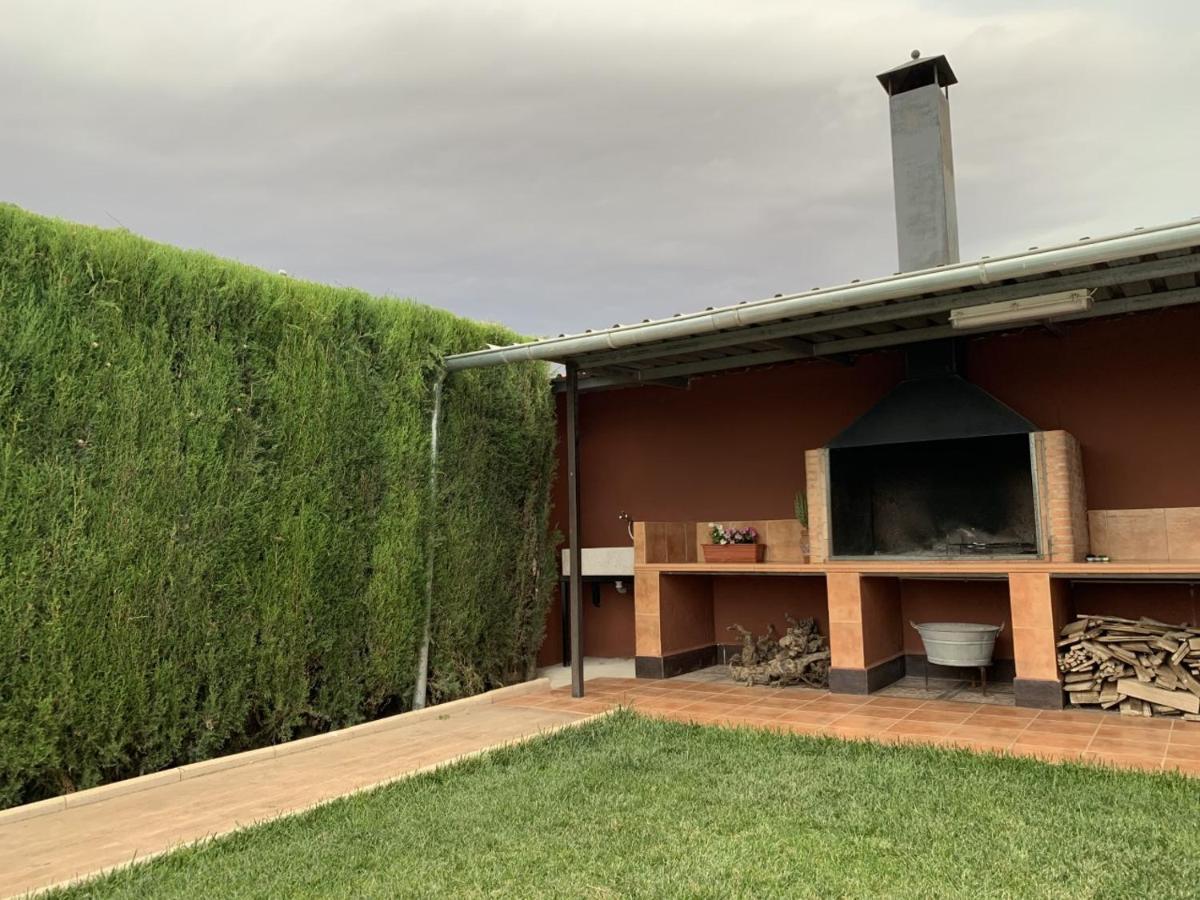 Casa Rural Alcala Cabana Del Herrero Alcala del Jucar Bagian luar foto