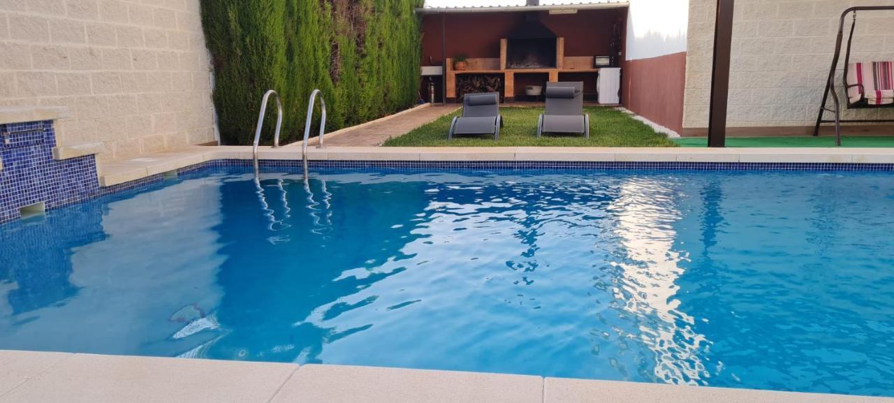 Casa Rural Alcala Cabana Del Herrero Alcala del Jucar Bagian luar foto